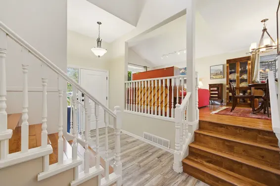 4575 Cliffmont Road, North Vancouver For Sale - image 12