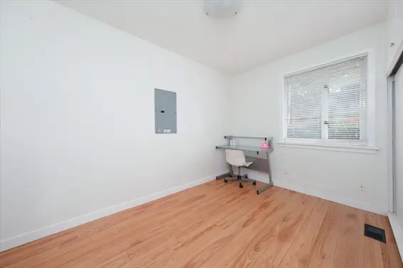 3001 Paisley Road, North Vancouver For Sale - image 16