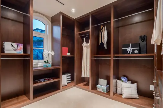 2426 Halston Court, West Vancouver For Sale - image 30