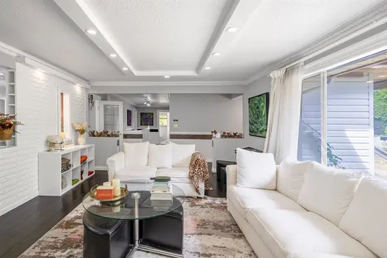 4380 Woodcrest Road, West Vancouver For Sale - image 2