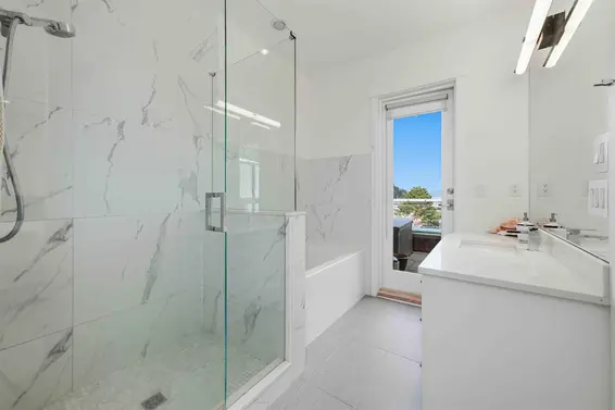 PH 1 6688 Royal Avenue, West Vancouver For Sale - image 14