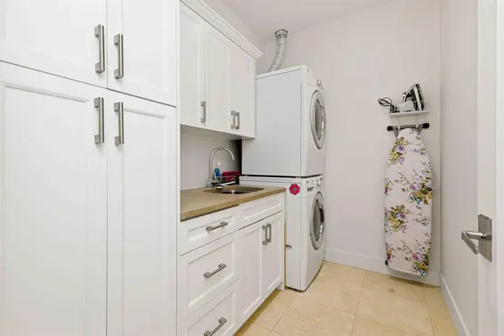 PH 1 6688 Royal Avenue, West Vancouver For Sale - image 18