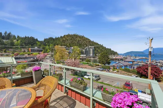 PH 1 6688 Royal Avenue, West Vancouver For Sale - image 23