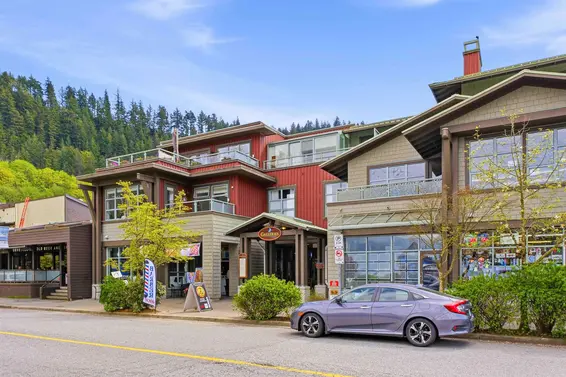 PH 1 6688 Royal Avenue, West Vancouver For Sale - image 27