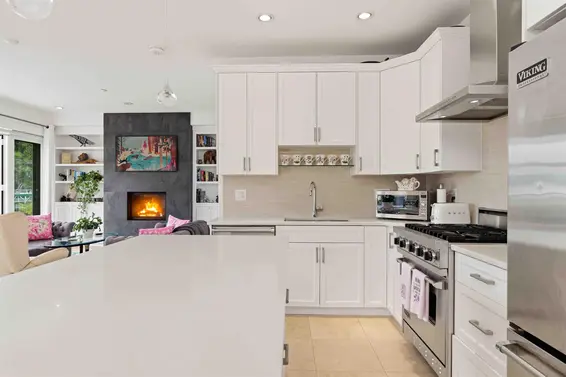 PH 1 6688 Royal Avenue, West Vancouver For Sale - image 3