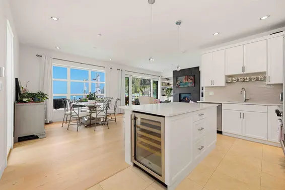 PH 1 6688 Royal Avenue, West Vancouver For Sale - image 4