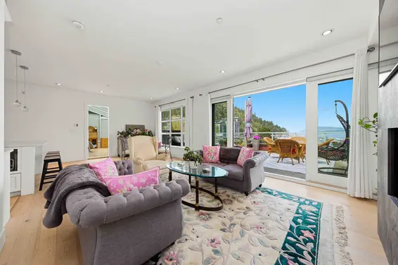 PH 1 6688 Royal Avenue, West Vancouver For Sale - image 8