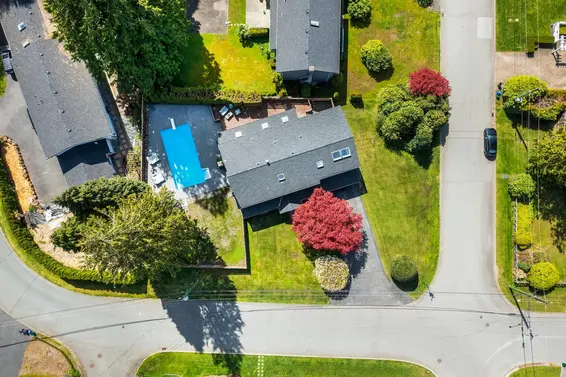 510 Newdale Place, West Vancouver For Sale - image 37