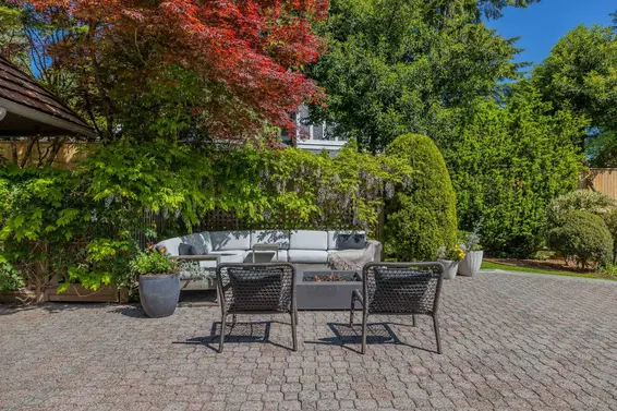 2992 Rosebery Avenue, West Vancouver For Sale - image 31