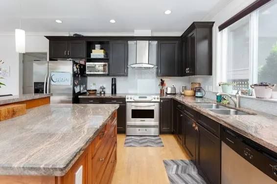 331 West 14th Street, North Vancouver For Sale - image 10