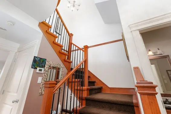 331 West 14th Street, North Vancouver For Sale - image 16