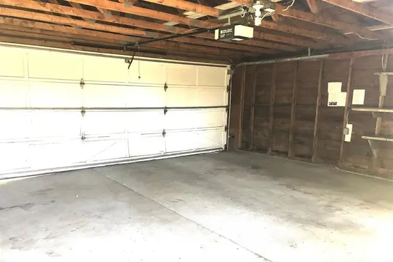 234 West St. James Road, North Vancouver For Sale - image 10