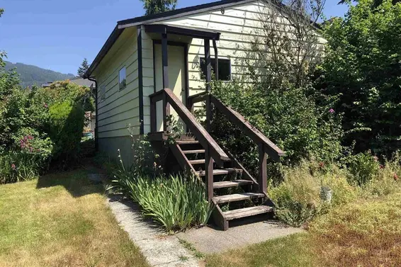 234 West St. James Road, North Vancouver For Sale - image 11