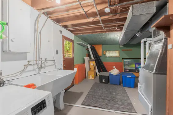 234 West St. James Road, North Vancouver For Sale - image 17