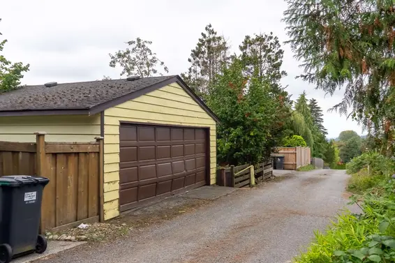 234 West St. James Road, North Vancouver For Sale - image 19