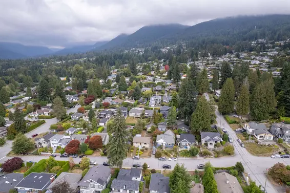 234 West St. James Road, North Vancouver For Sale - image 32