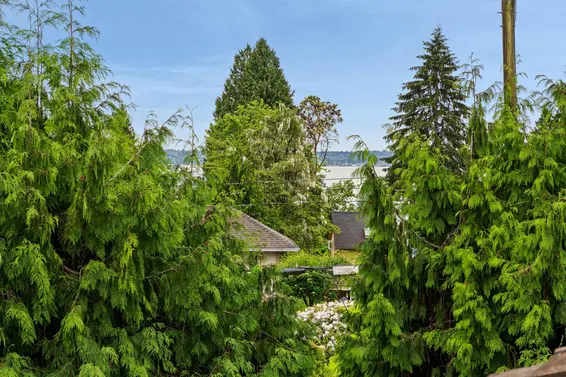 1873 Esquimalt Avenue, West Vancouver For Sale - image 26