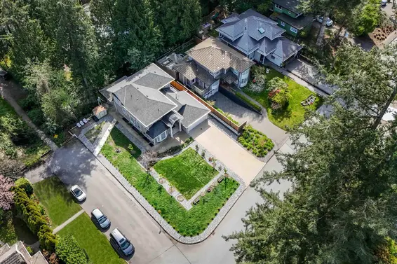 2060 Cortell Street, North Vancouver For Sale - image 4