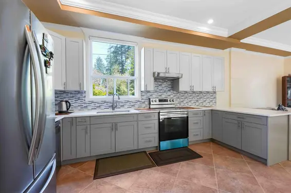 2060 Cortell Street, North Vancouver For Sale - image 9