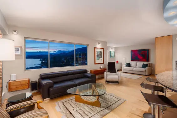 1001-02 150 24th Street, West Vancouver For Sale - image 3