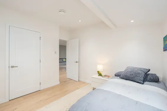 293 West Windsor Road, North Vancouver For Sale - image 20