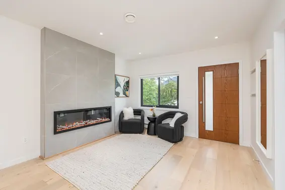 293 West Windsor Road, North Vancouver For Sale - image 6