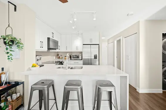 410 124 West 3rd Street, North Vancouver For Sale - image 7