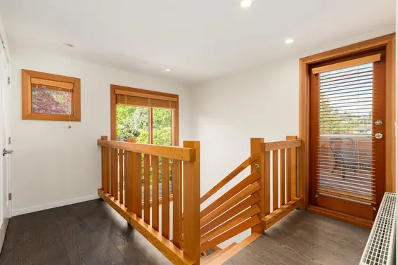 2436 Mathers Avenue, West Vancouver For Sale - image 17