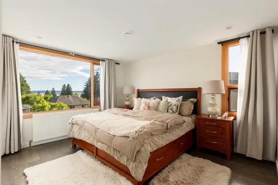 2436 Mathers Avenue, West Vancouver For Sale - image 18