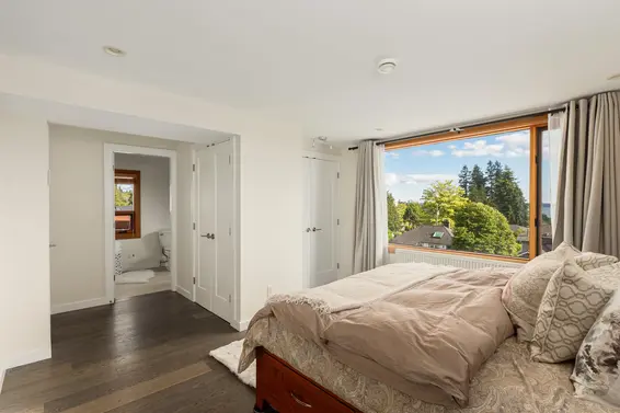 2436 Mathers Avenue, West Vancouver For Sale - image 20
