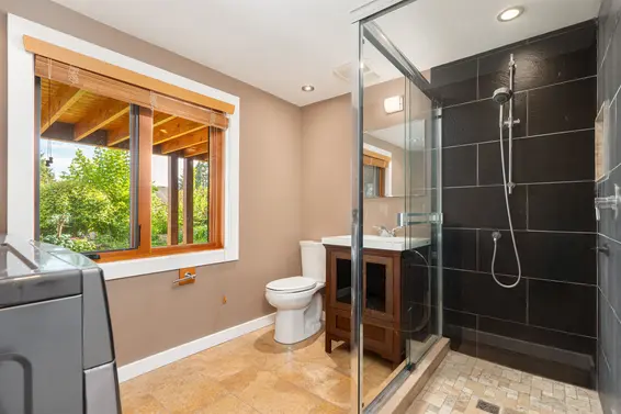 2436 Mathers Avenue, West Vancouver For Sale - image 29