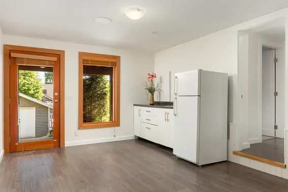 2436 Mathers Avenue, West Vancouver For Sale - image 30