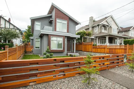 242 West 28th Street, North Vancouver