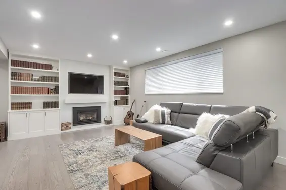 578 East Carisbrooke Road, North Vancouver For Sale - image 22