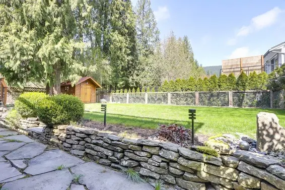 578 East Carisbrooke Road, North Vancouver For Sale - image 31