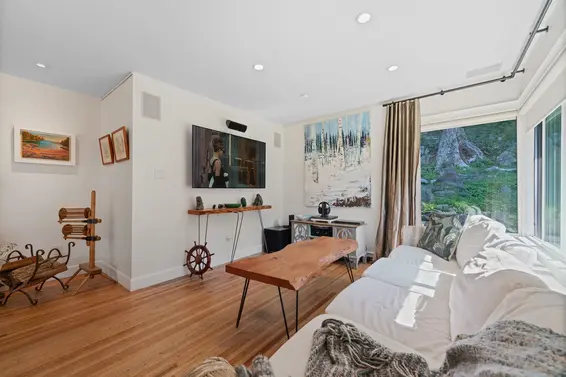 5475 Greenleaf Road, West Vancouver For Sale - image 13