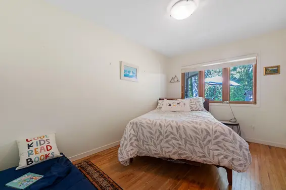 5475 Greenleaf Road, West Vancouver For Sale - image 28