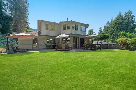 5475 Greenleaf Road, West Vancouver For Sale - image 33