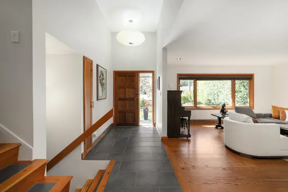 1374 East 15th Street, North Vancouver For Sale - image 4