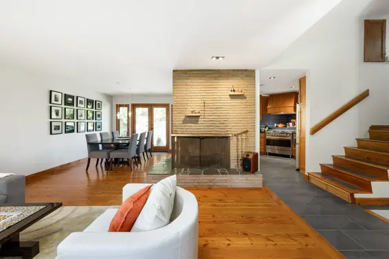 1374 East 15th Street, North Vancouver For Sale - image 8