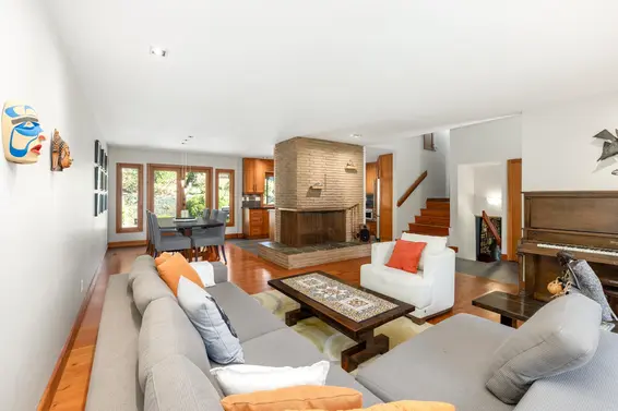 1374 East 15th Street, North Vancouver For Sale - image 9