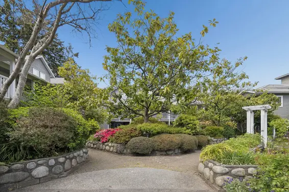 207 1518 Bowser Avenue, North Vancouver For Sale - image 30
