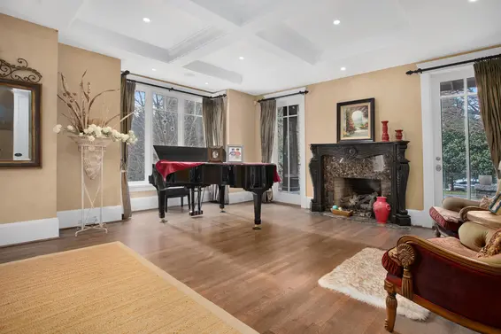 2060 Gisby Street, West Vancouver For Sale - image 4