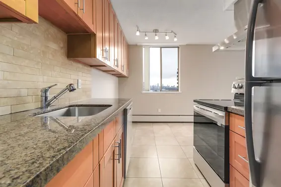 1411 2016 Fullerton Avenue, North Vancouver For Sale - image 10