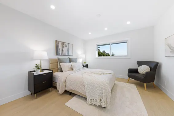1225 Cloverley Street, North Vancouver For Sale - image 16
