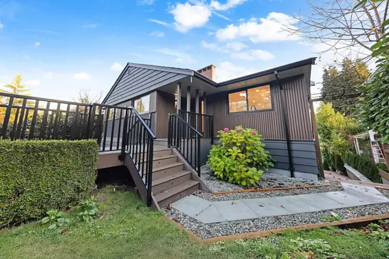 1225 Cloverley Street, North Vancouver For Sale - image 20