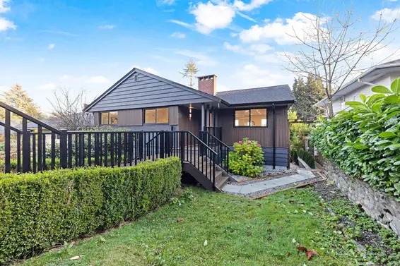 1225 Cloverley Street, North Vancouver For Sale - image 21