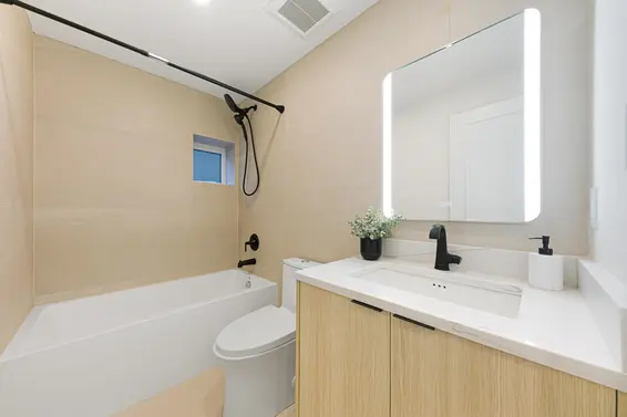 1225 Cloverley Street, North Vancouver For Sale - image 29