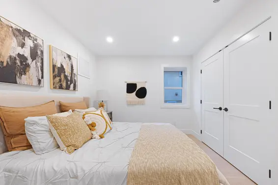 1225 Cloverley Street, North Vancouver For Sale - image 31