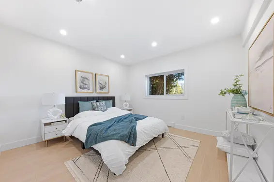 1225 Cloverley Street, North Vancouver For Sale - image 32